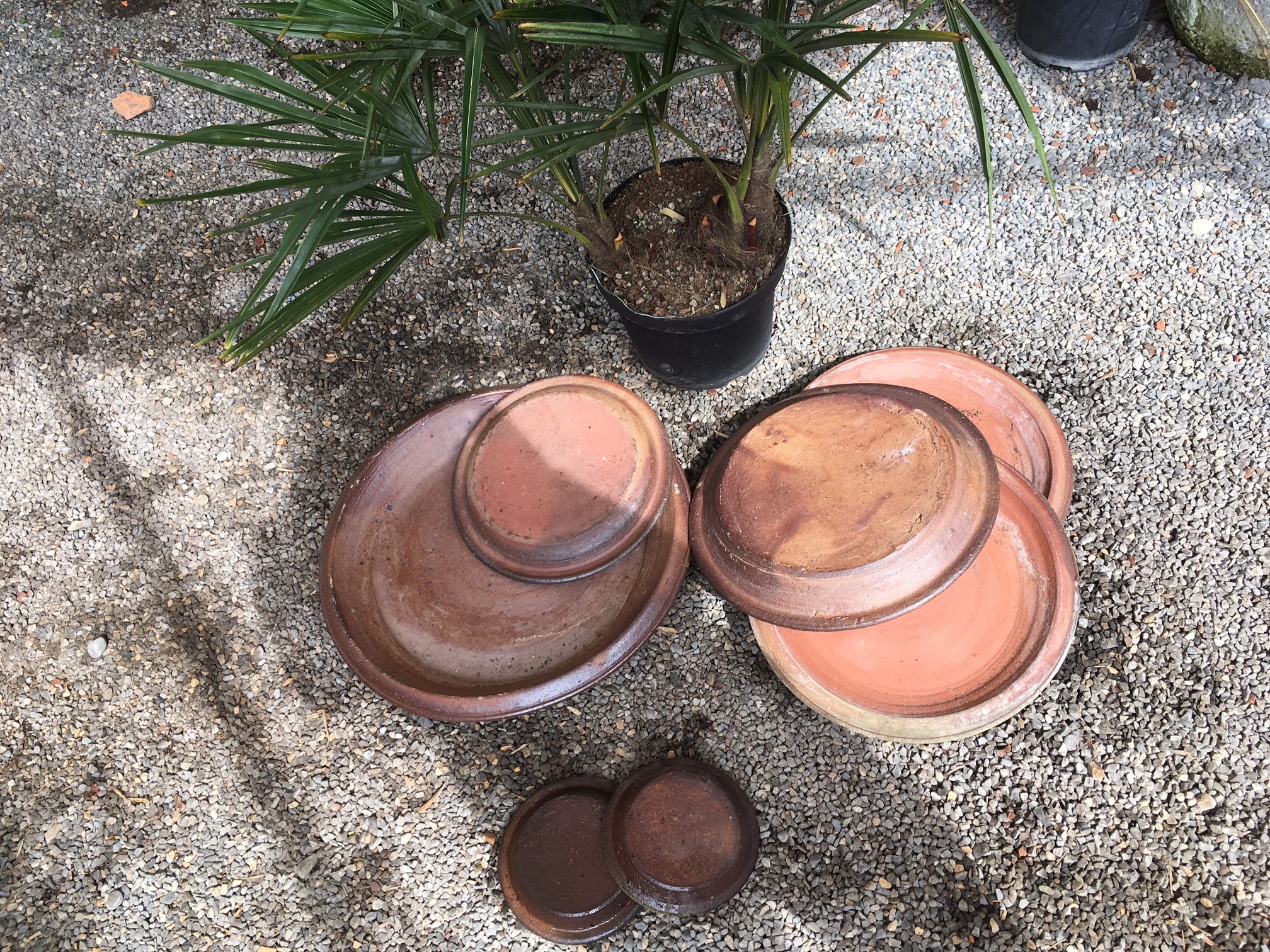 IMG_3310 Untersetzer Drachentopf aus gebranntem Ton