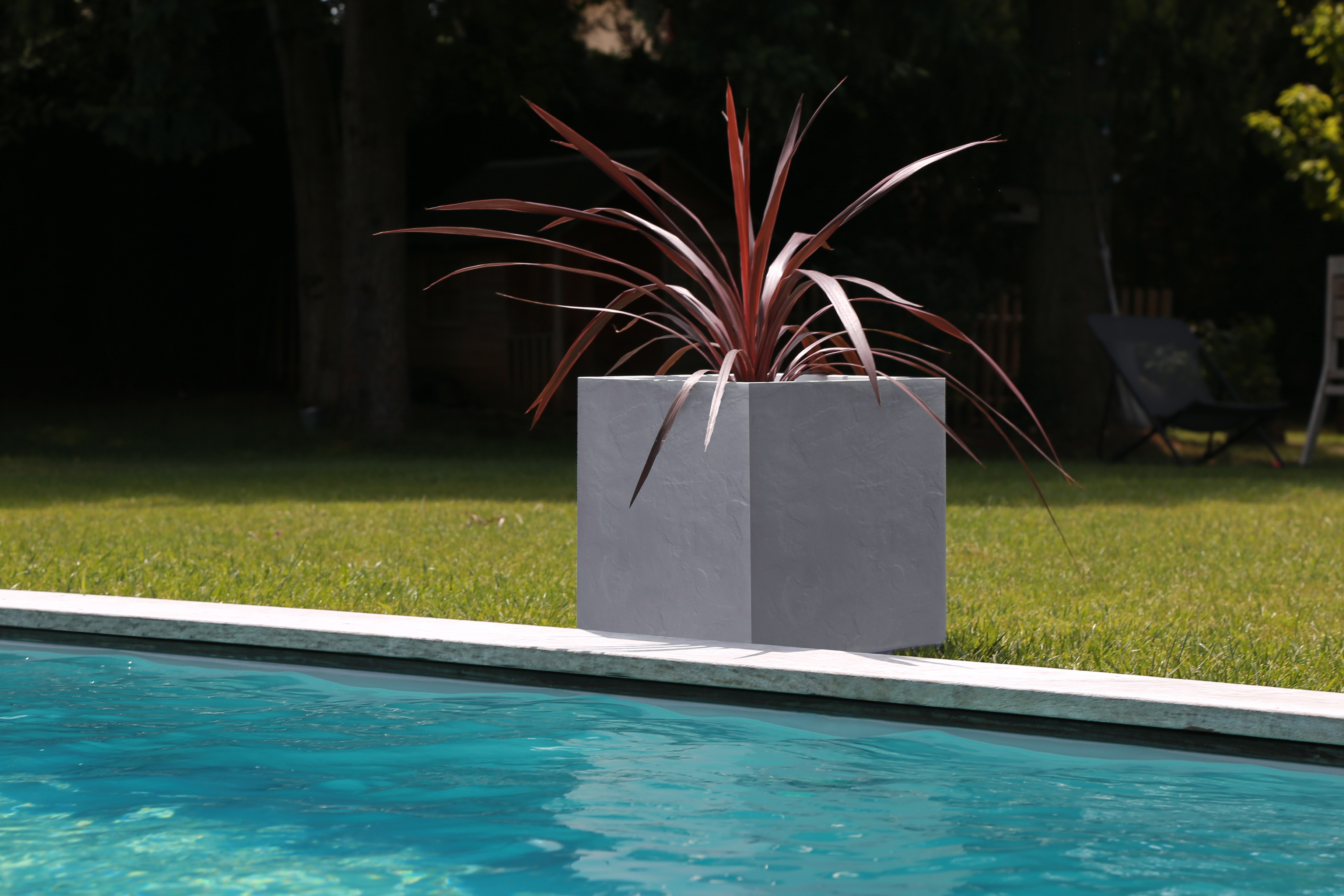 13730-G-GL-ambianc Pflanztrog in Steinoptik